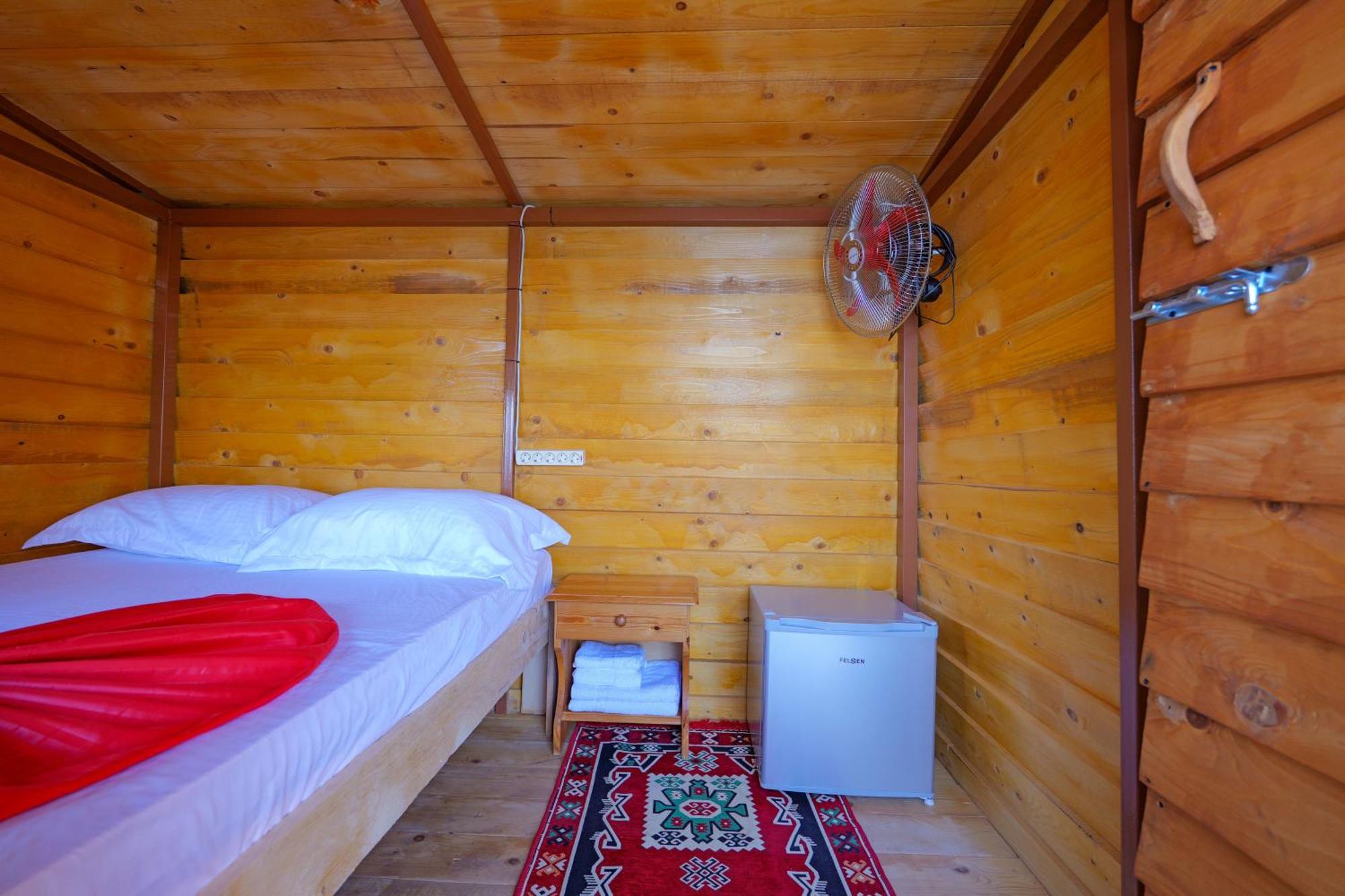 Vila Fjona Sarande Luaran gambar