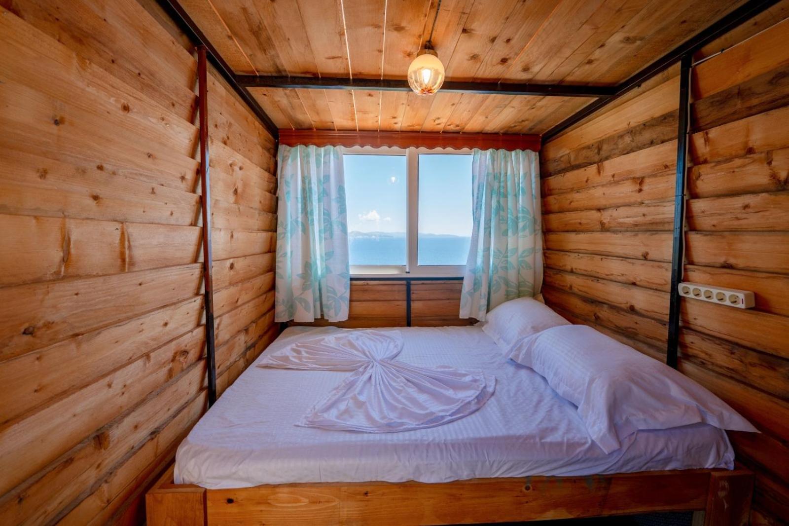 Vila Fjona Sarande Luaran gambar