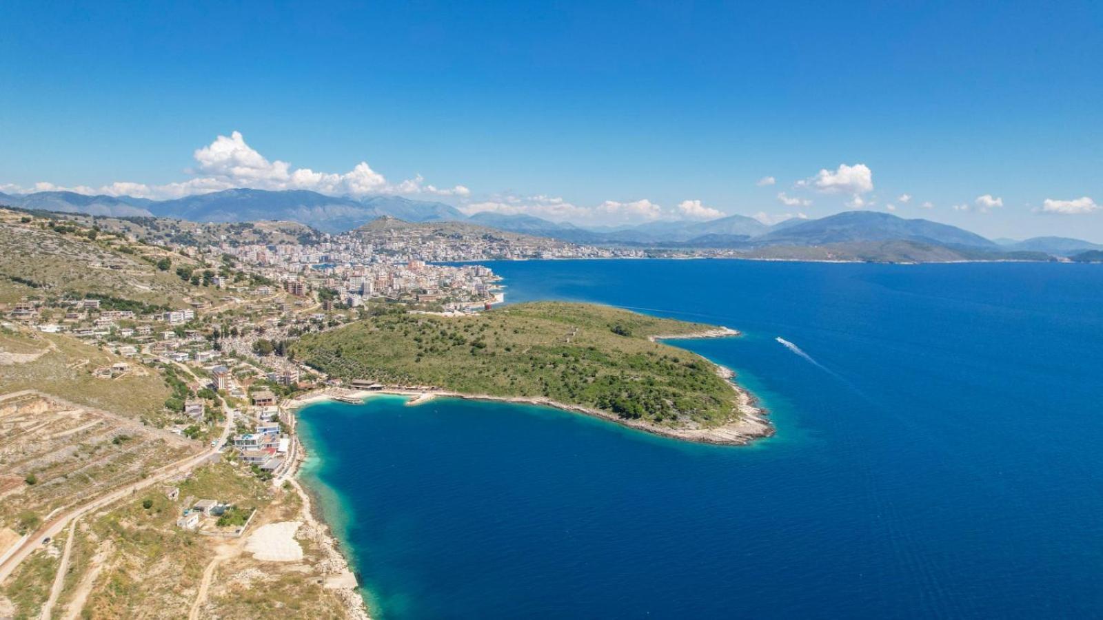 Vila Fjona Sarande Luaran gambar