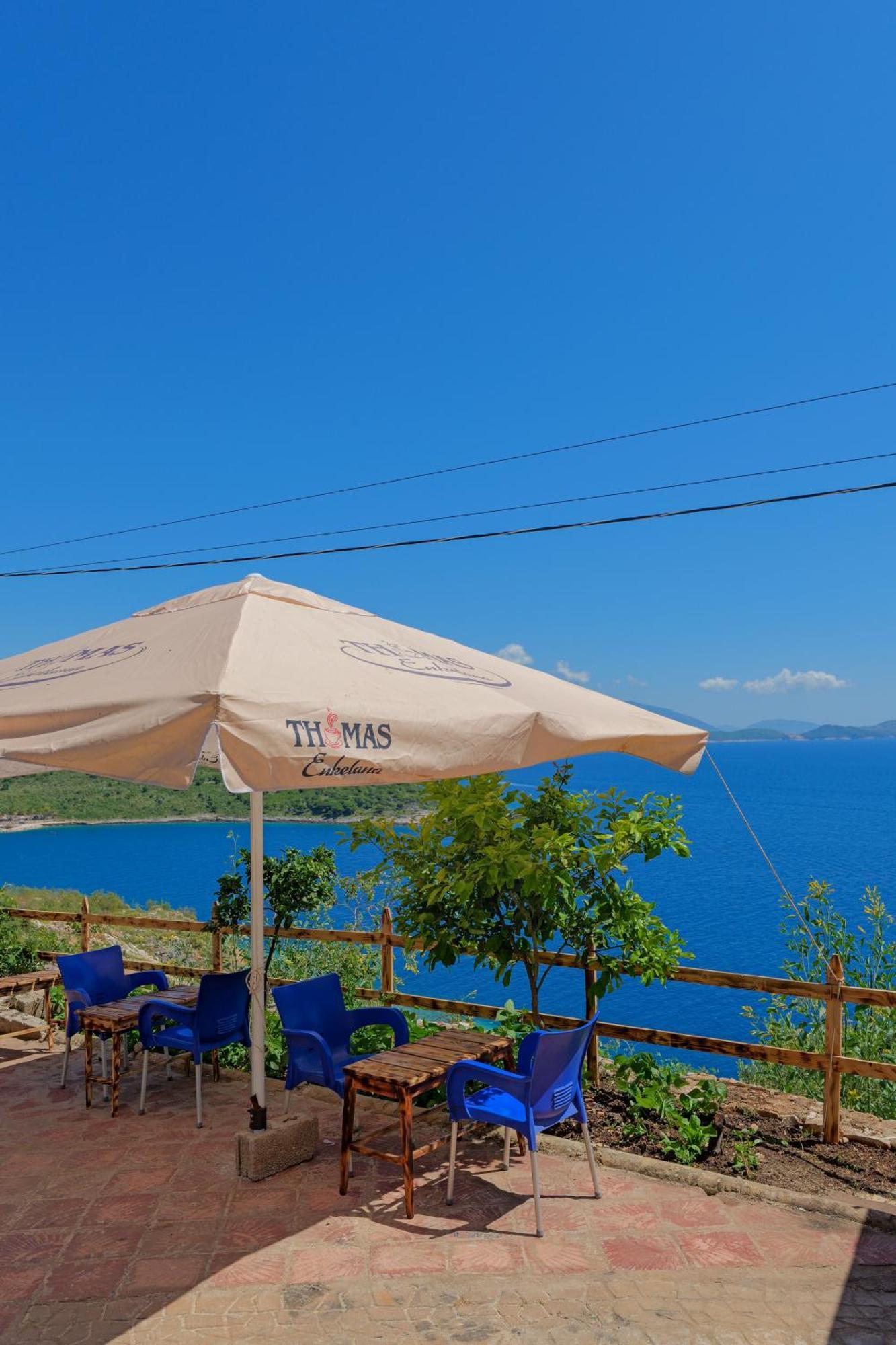 Vila Fjona Sarande Luaran gambar