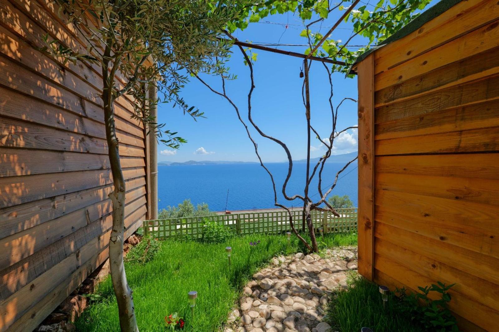 Vila Fjona Sarande Luaran gambar